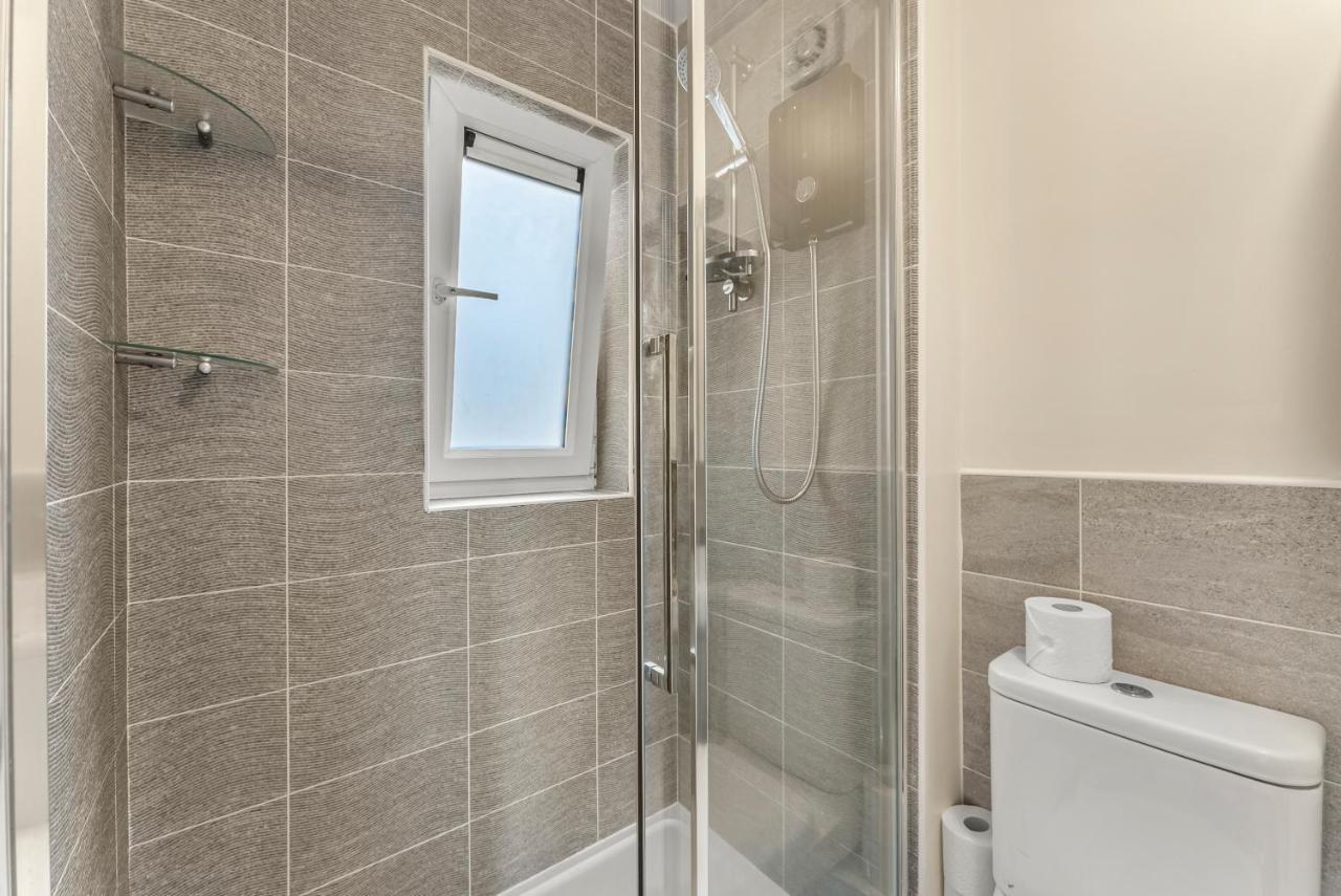 Апартаменти Sleek And Stylish 2 Bed With Garden And Parking Шеффілд Екстер'єр фото